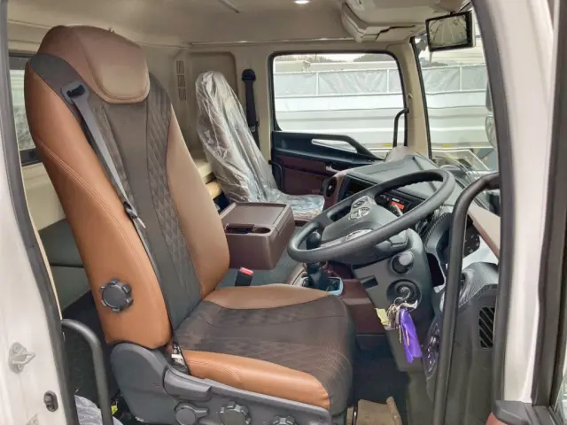 日野 プロフィア 2DG-FW1AHCの写真7