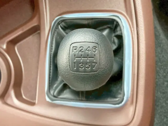 日野 プロフィア 2DG-FW1AHCの写真38