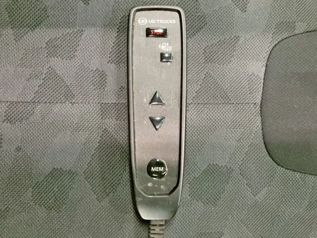 エアサスのコントローラーです。|UDトラックス クオン 2PG-GK5AADの写真27