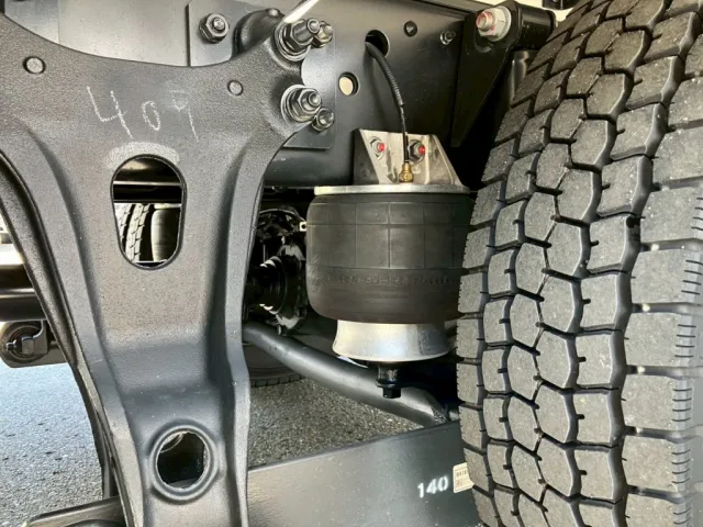 エアサスです。|日野 レンジャー 2KG-FD2ABG(2WD)の写真5