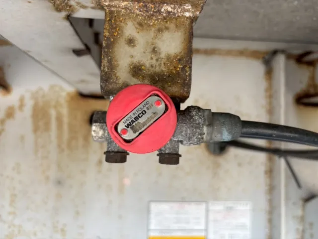 駐車ブレーキです。|トレクス  PFB34116改の写真26