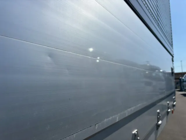 運転席側アオリヘコミ傷あります。|トレクス  PFB34116改の写真43