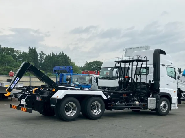 日野 プロフィア 2DG-FS1AJEの写真4