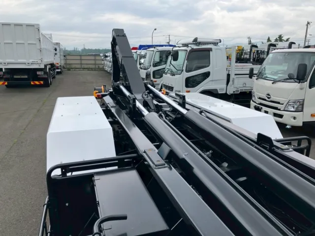 日野 プロフィア 2DG-FS1AJEの写真8