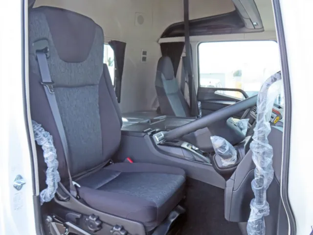 ハイルーフキャビンです。|三菱 スーパーグレート 2PG-FV80VZの写真6