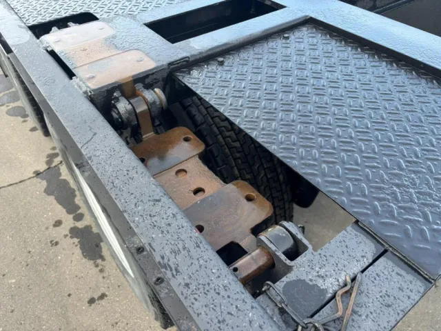 緊締装置格納状態です。(後側1対)|東急  TF28H7B2の写真18