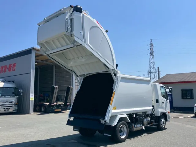 三菱 ファイター 2KG-FK72F(2WD)の写真4