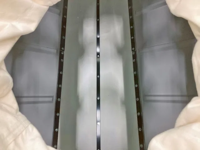 タンク内部の状態です。(後方)|三菱 スーパーグレート 2PG-FV84GZの写真10