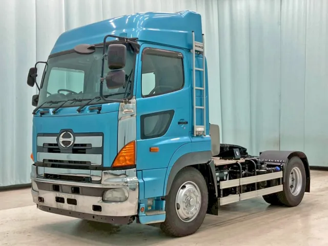 フロント周り、メッキパーツで飾っています。|日野 プロフィア QPG-SH1EEDGの写真1