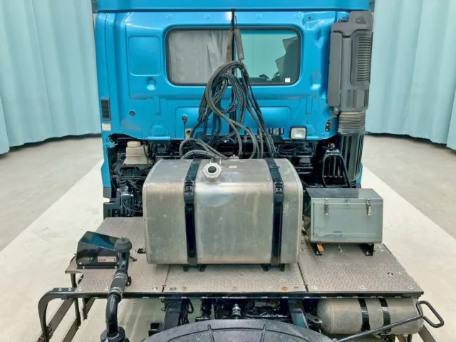 踊り場の状態です。|日野 プロフィア QPG-SH1EEDGの写真10