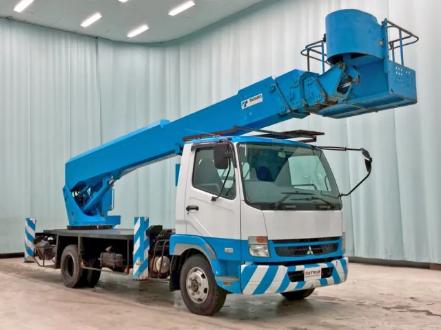 三菱 ファイター PA-FK71D(2WD)の写真2