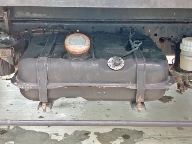 燃料タンクは65Lです。|三菱 ファイター PA-FK71D(2WD)の写真42