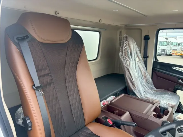 日野 レンジャー 2KG-FD2ABG(2WD)の写真8