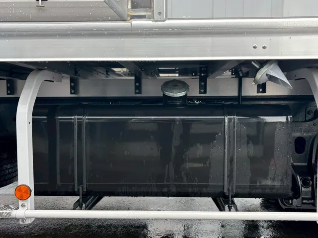 燃料タンクは200Lです。|日野 レンジャー 2KG-FD2ABG(2WD)の写真28