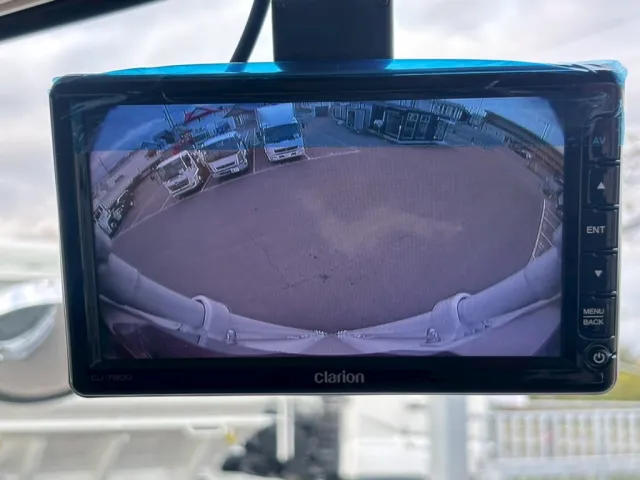 液晶バックモニター付きです。|日野 レンジャー 2KG-FD2ABG(2WD)の写真30