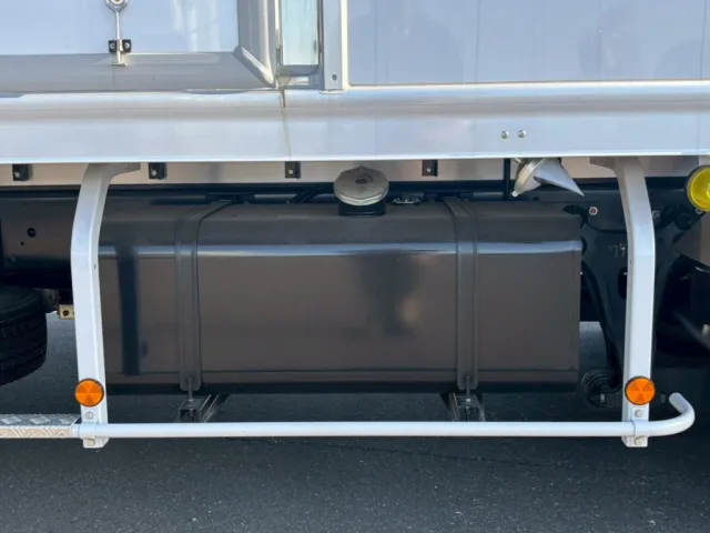 燃料タンクは200Lです。|日野 レンジャー 2KG-FD2ABG(2WD)の写真27