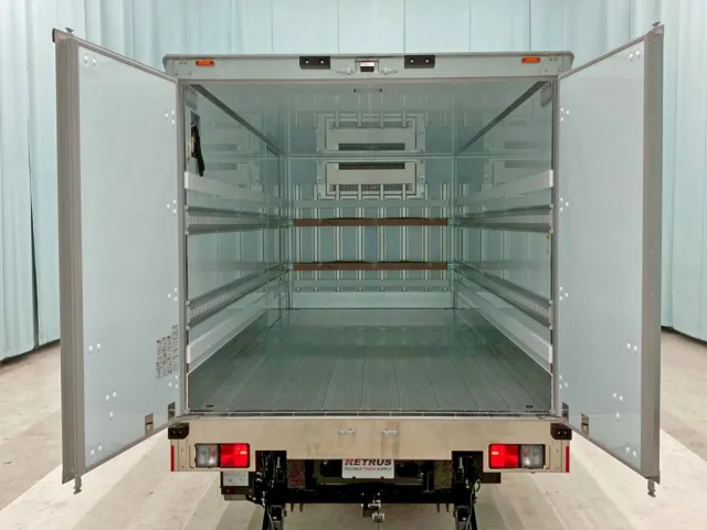 リヤドアは90度ストッパー付きです。|日野 レンジャー 2KG-FD2ABG(2WD)の写真9