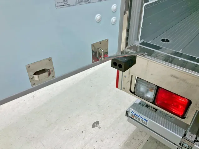 助手席側ストッパーの状態です。|日野 レンジャー 2KG-FD2ABG(2WD)の写真10