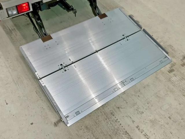 ゲートのステージの状態です。|日野 レンジャー 2KG-FD2ABG(2WD)の写真16