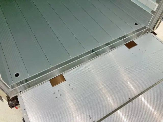 ゲートを上限まで上げた状態です。|日野 レンジャー 2KG-FD2ABG(2WD)の写真17