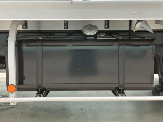 燃料タンクは200Lです。|日野 レンジャー 2KG-FD2ABG(2WD)の写真26
