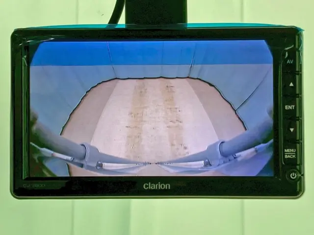 液晶バックモニター付きです。|日野 レンジャー 2KG-FD2ABG(2WD)の写真27