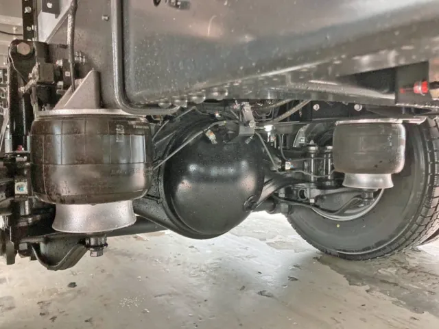 エアサスです。|日野 レンジャー 2KG-FD2ABG(2WD)の写真5