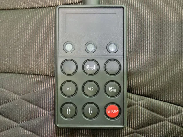 エアサスのコントローラーです。|日野 レンジャー 2KG-FD2ABG(2WD)の写真28