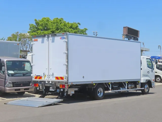 三菱 ファイター 2KG-FK65F(2WD)の写真4