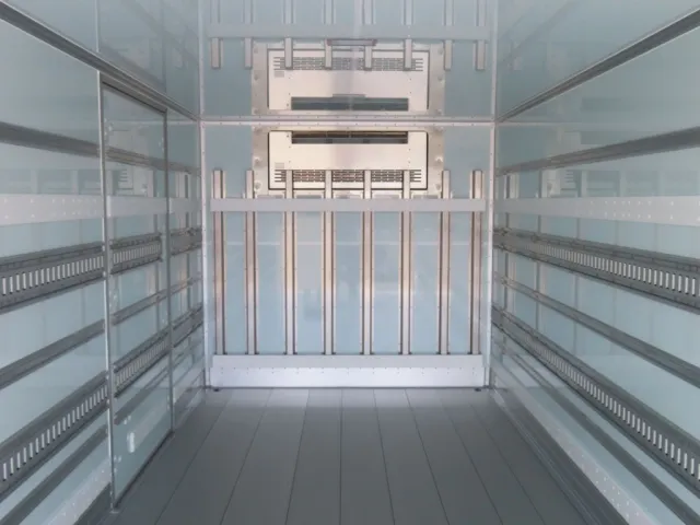 三菱 ファイター 2KG-FK65F(2WD)の写真12