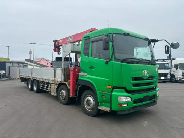 UDトラックス クオン QKG-CG5ZMの写真2