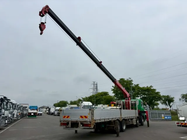 UDトラックス クオン QKG-CG5ZMの写真4