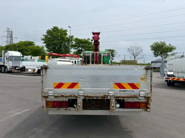 リヤ周りの状態です。|UDトラックス クオン QKG-CG5ZMの写真15