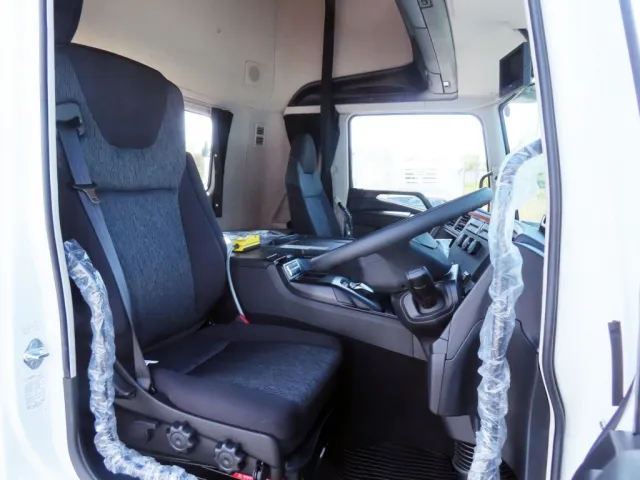 ハイルーフキャビンです。|三菱 スーパーグレート 2PG-FV80VYの写真6