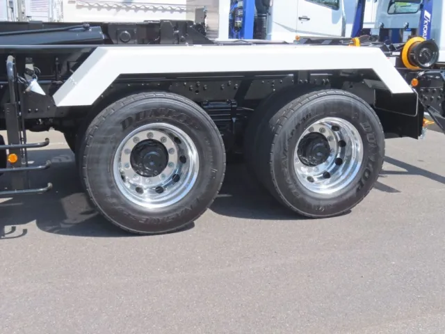 アルミホイールです。|三菱 スーパーグレート 2PG-FV80VYの写真12