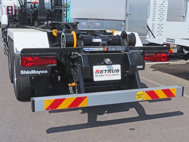 テールランプはLEDテールです。|三菱 スーパーグレート 2PG-FV80VYの写真13