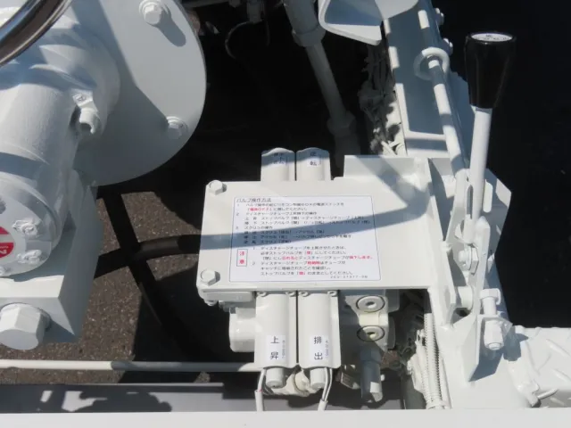 上物の操作スイッチです。|三菱 スーパーグレート 2PG-FV84VZの写真21