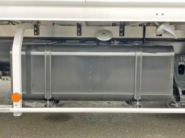 燃料タンクは200Lです。|日野 レンジャー 2KG-FD2ABG(2WD)の写真26