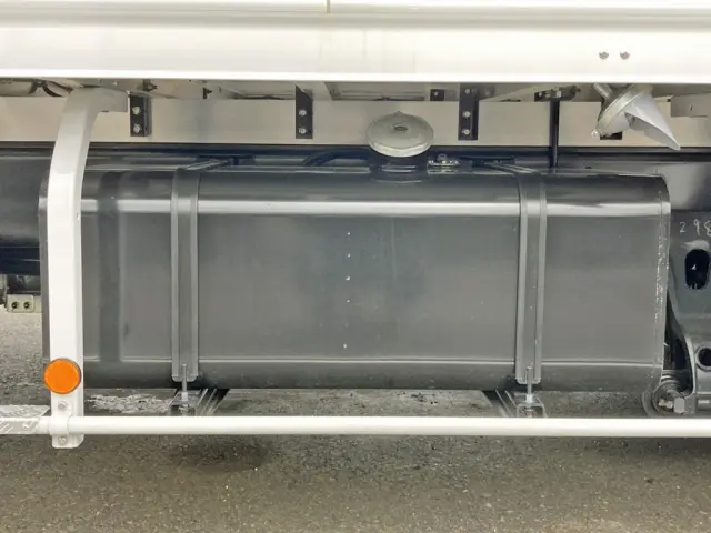 燃料タンクは200Lです。|日野 レンジャー 2KG-FD2ABG(2WD)の写真26