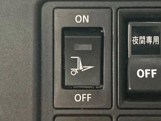 ゲートのメインスイッチです。|日野 レンジャー 2KG-FD2ABG(2WD)の写真32