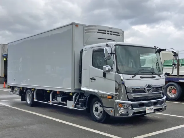 日野 レンジャー 2KG-FD2ABG(2WD)の写真2