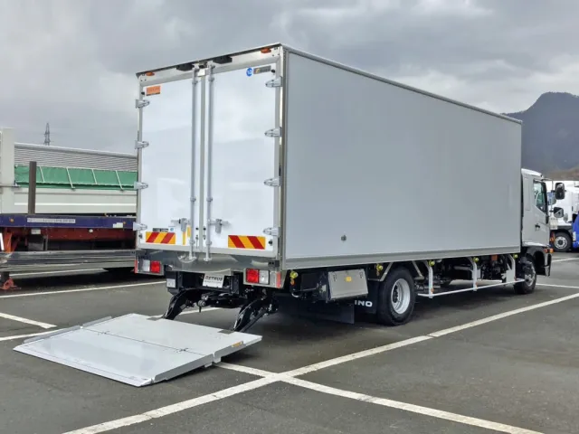 日野 レンジャー 2KG-FD2ABG(2WD)の写真4