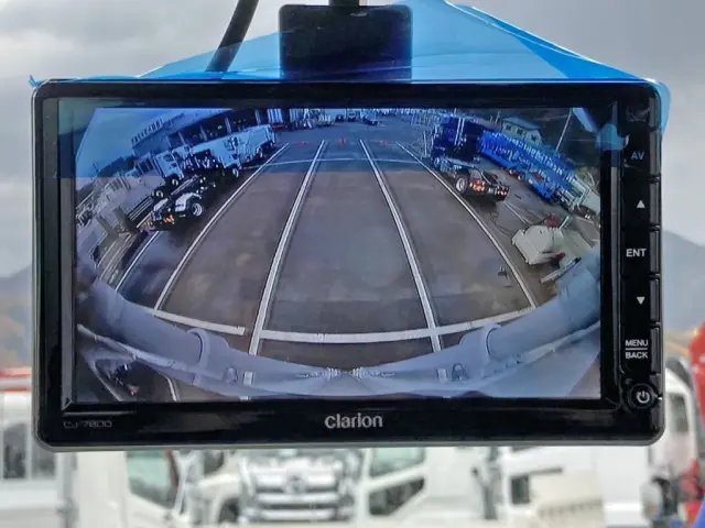 液晶バックモニター付きです。|日野 レンジャー 2KG-FD2ABG(2WD)の写真27