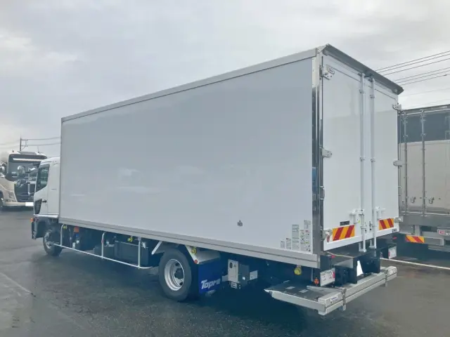 日野 レンジャー 2KG-FD2ABG(2WD)の写真3