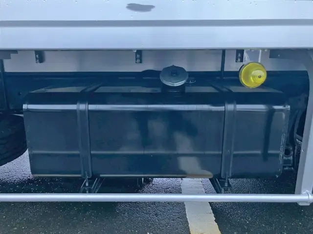 燃料タンクは200Lです。|日野 レンジャー 2KG-FD2ABG(2WD)の写真24