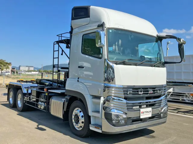 ホイールはアルミ製です。|三菱 スーパーグレート 2PG-FV80VYの写真2