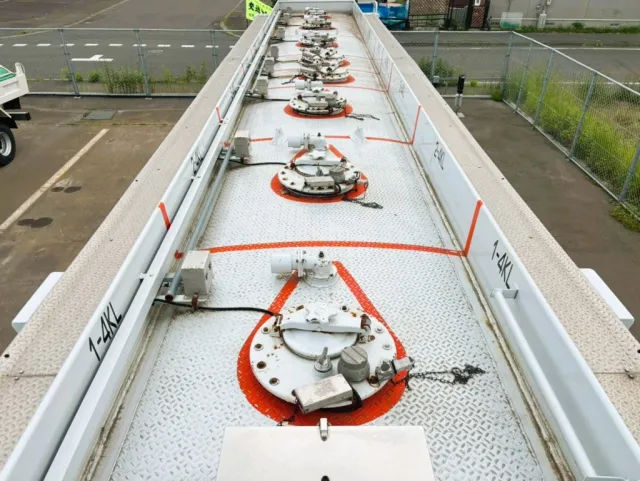 タンクはアルミ製です。|東邦  TT28J5N2Sの写真9