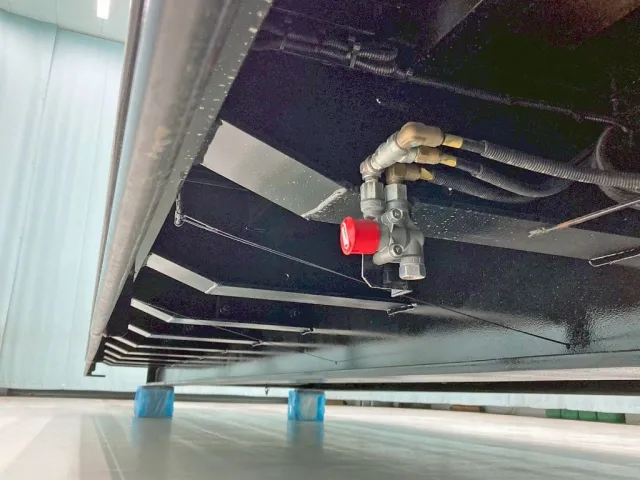 シャーシとネタの状態です。(横ネタは鉄製です)|東邦  TL48J9T2Sの写真6