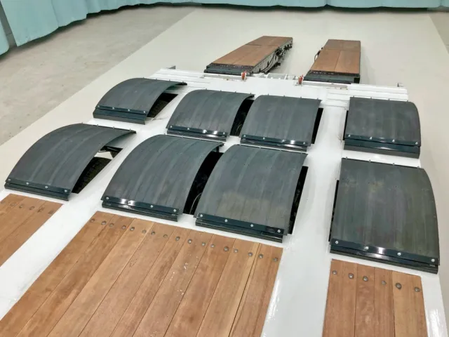 16輪です。|東邦  TL48J9T2Sの写真15