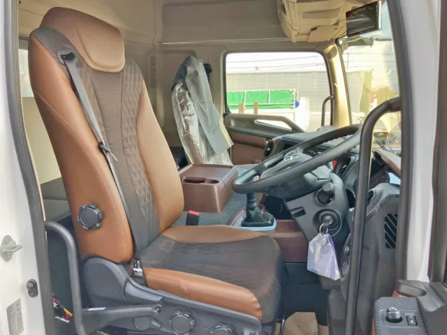 ハイルーフキャビンです。|日野 プロフィア 2DG-FS1AJEの写真7